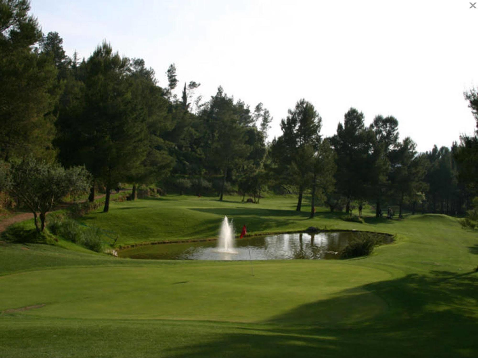 Hotel Golf Can Rafel Corbera de Llobregat Екстер'єр фото
